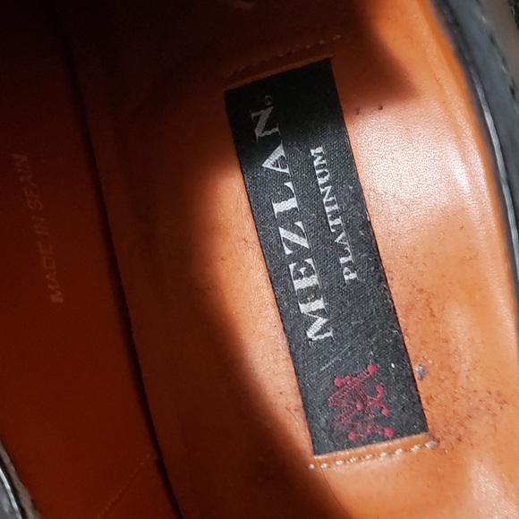 Mezlan Two Tone Wingtip Oxford - Picture 2 of 8